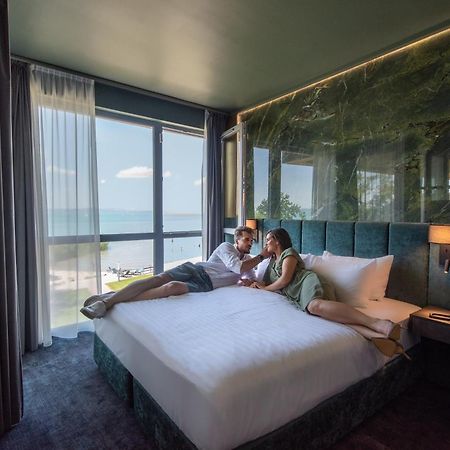 Hotel Azur Premium Шіофок Екстер'єр фото