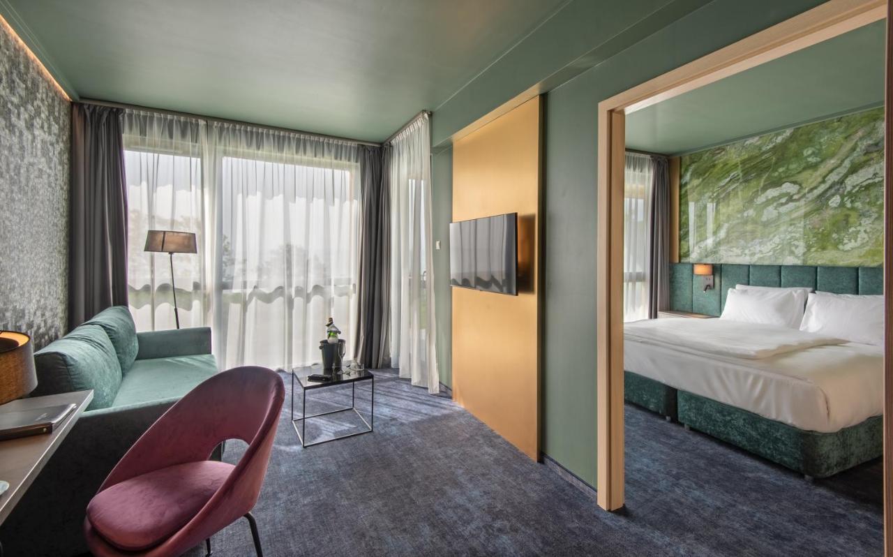 Hotel Azur Premium Шіофок Екстер'єр фото