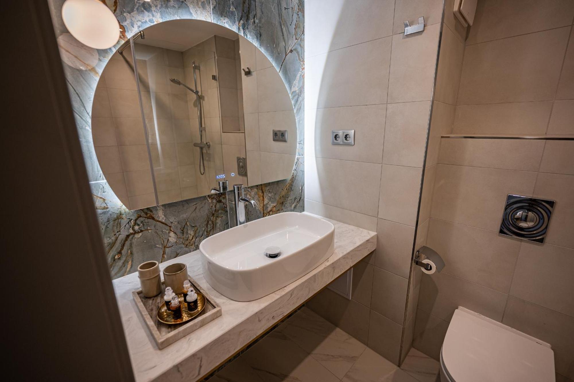 Hotel Azur Premium Шіофок Екстер'єр фото