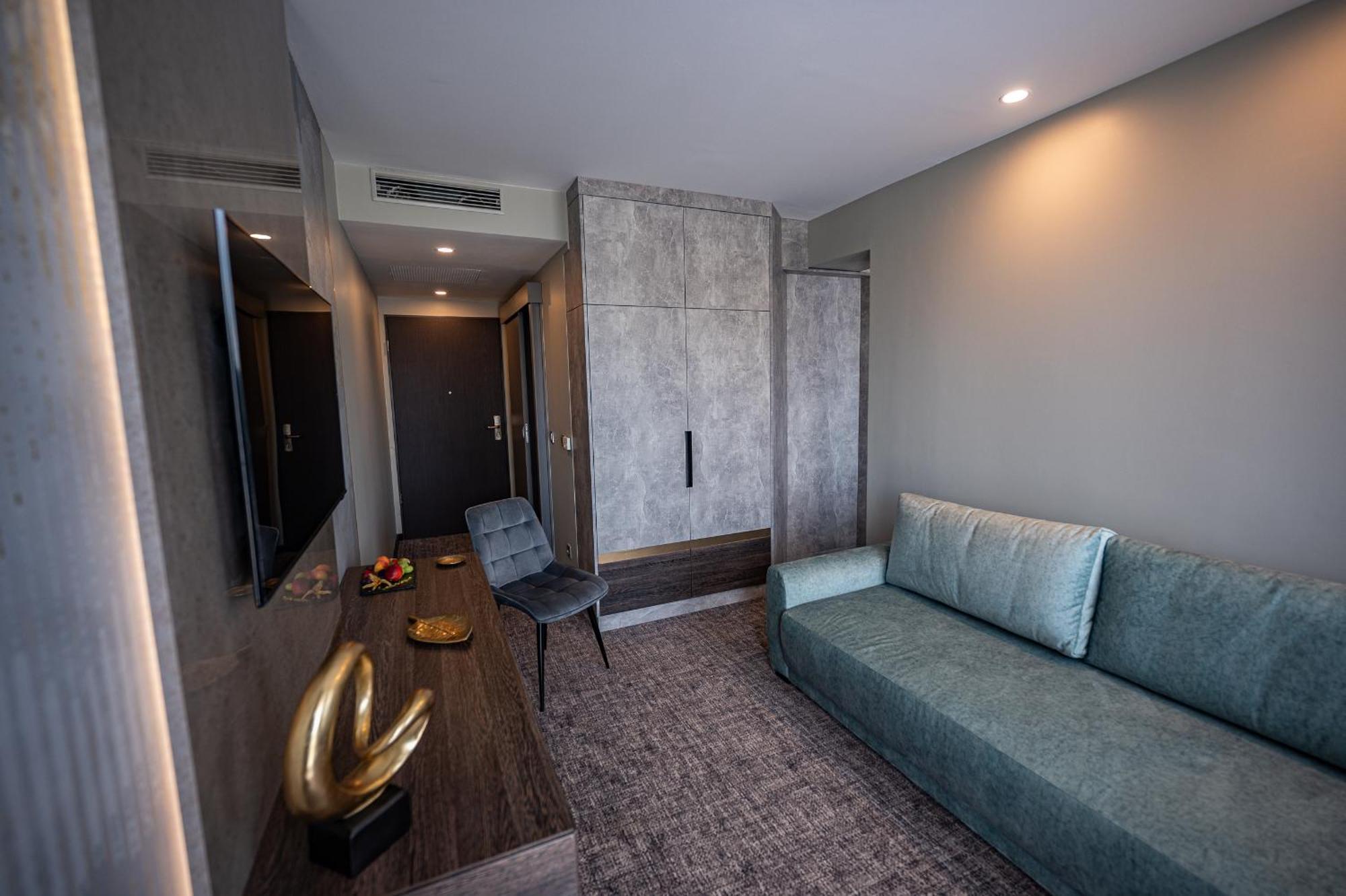 Hotel Azur Premium Шіофок Екстер'єр фото