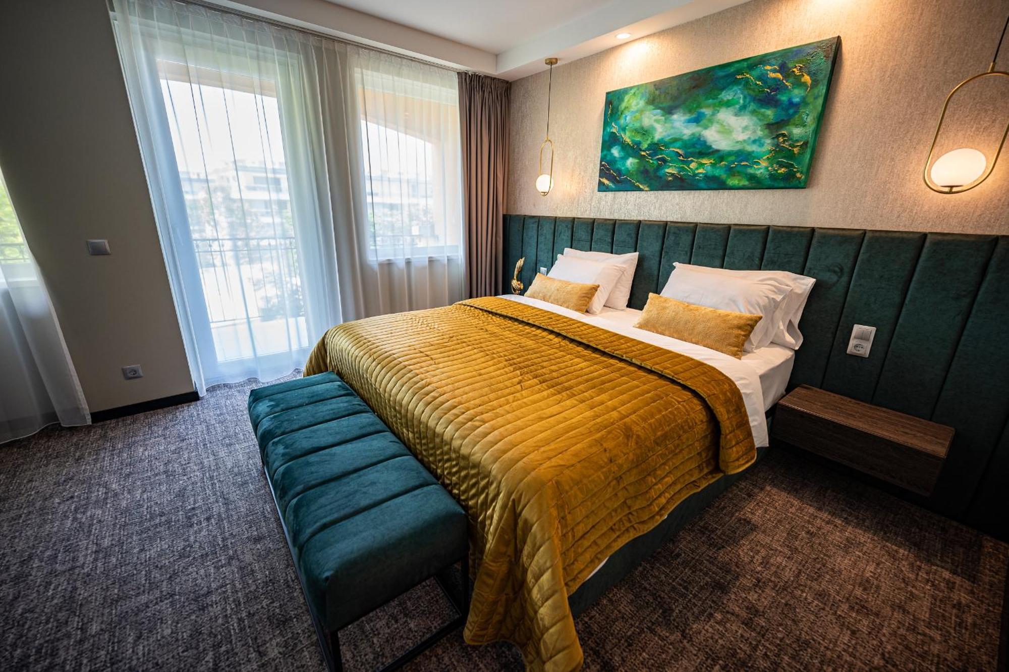 Hotel Azur Premium Шіофок Екстер'єр фото