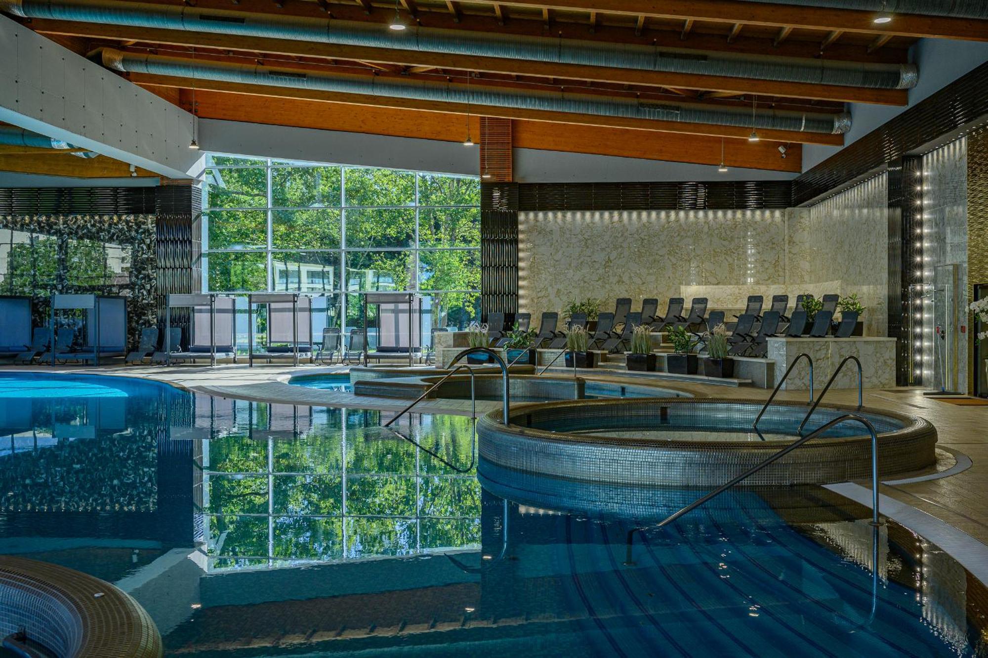 Hotel Azur Premium Шіофок Екстер'єр фото